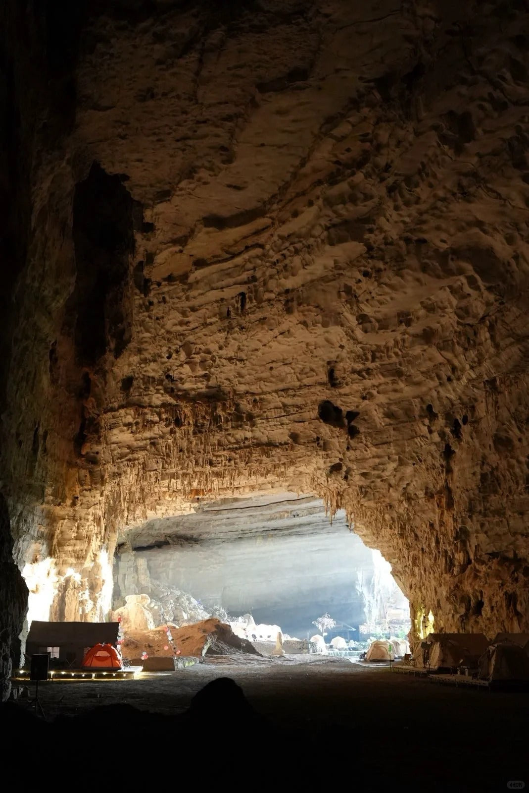 Unveil the Mysterious Depths of Guizhou: An 8-Day Expedition into Karst Caves and Rich Heritage!